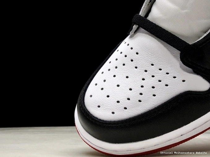 Official Maikesneakers 555088-125 Black Air Toe Retro 1 Jordan 0715